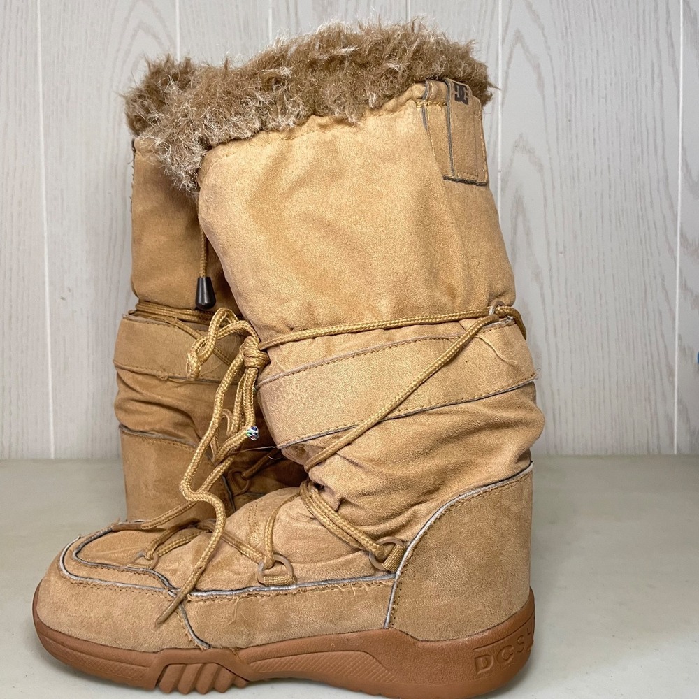 DC Chalet Women's Winter Snow Boots Brown Suede Faux Fur Y2K Lace Up Size 6 Rare - Picture 10 of 16
